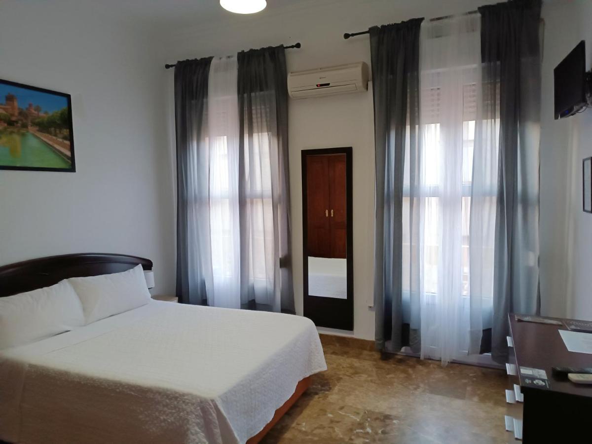 Apartamento El Duque - Plaza De Las Tendillas Кордова Экстерьер фото